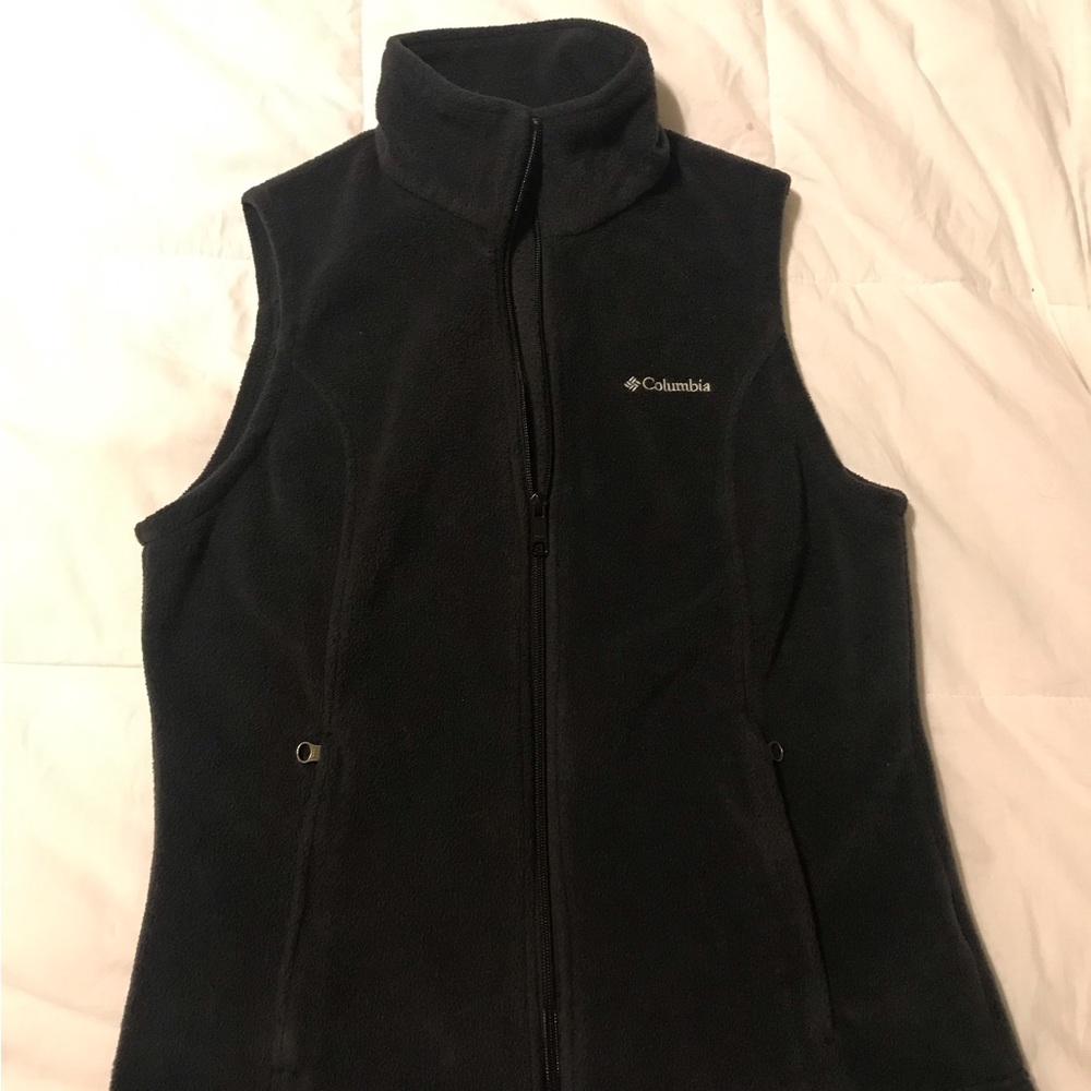 Columbia fleece dark gray vest with zipper and zipped pockets size small